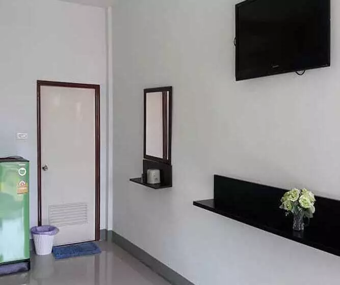 Hotelli Happy House Resort