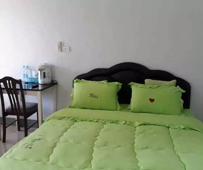 Hotelli Happy House Resort