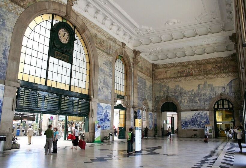 هتل Home @ Porto Clerigos Apartment