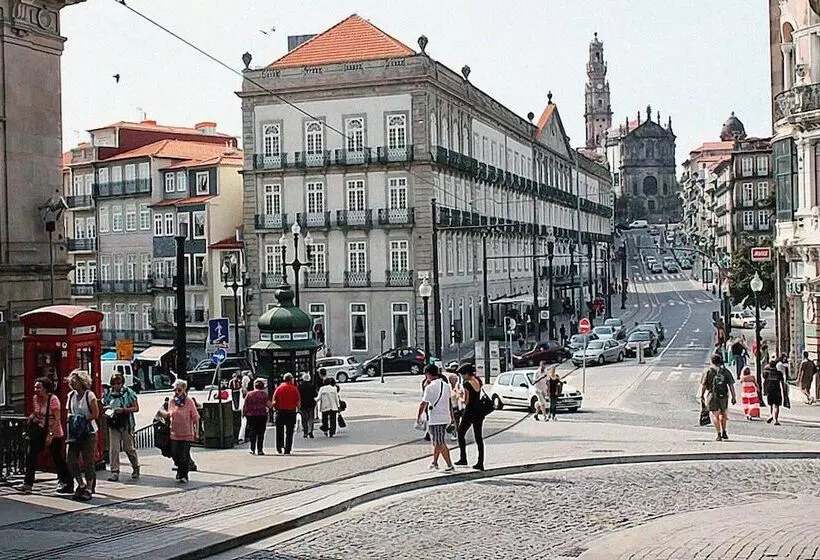 ホテル Home @ Porto Clerigos Apartment