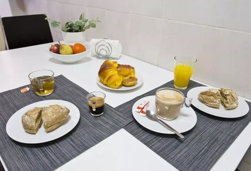 ホテル Home @ Porto Clerigos Apartment