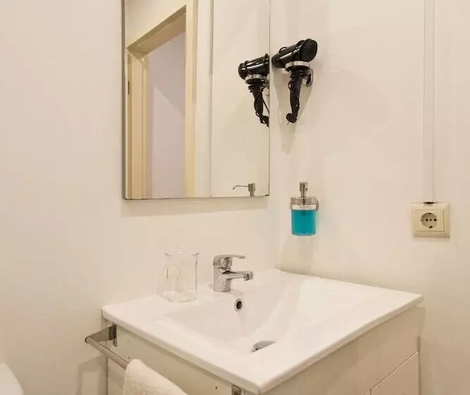 ホテル Home @ Porto Clerigos Apartment