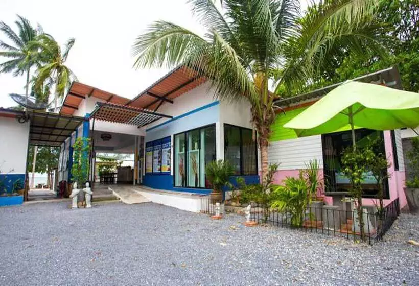 Hotelli Kanpiya Beach