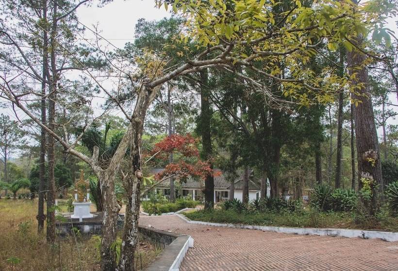 Hotel Kirirom Hill Station