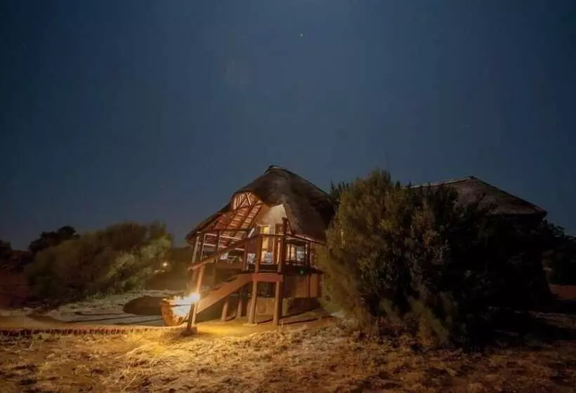 Hotelli Letsatsi Game Lodge
