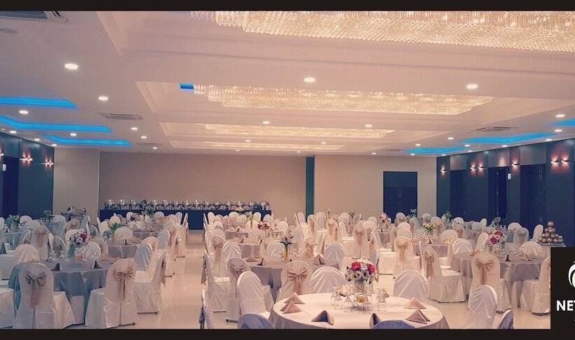 Hotel Nethmini Regency