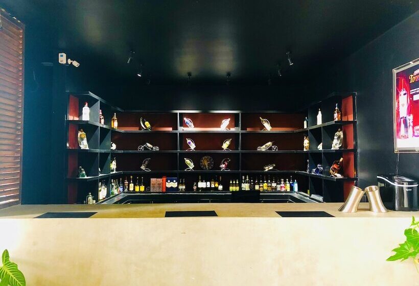 Hotel Nethmini Regency