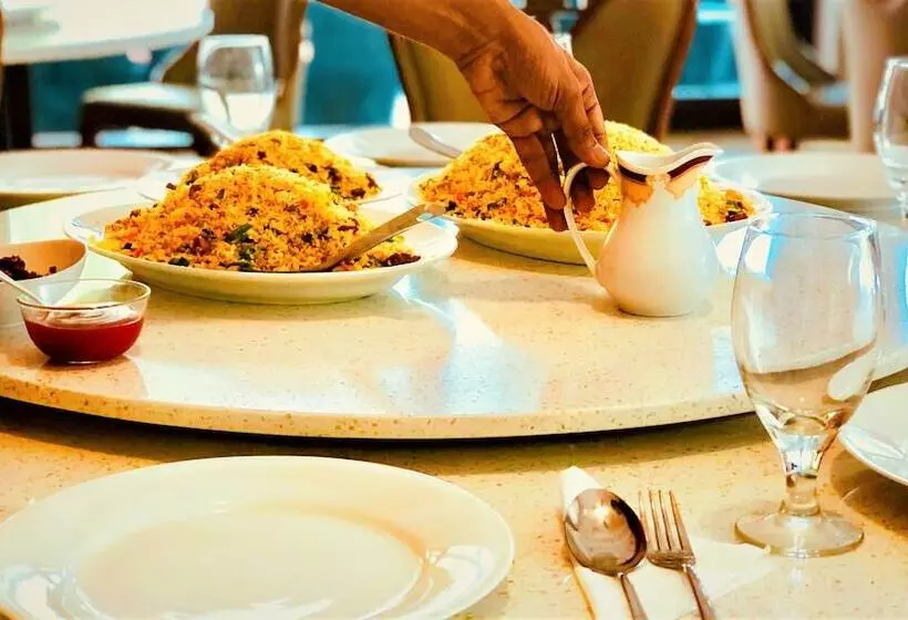 ホテル Nethmini Regency