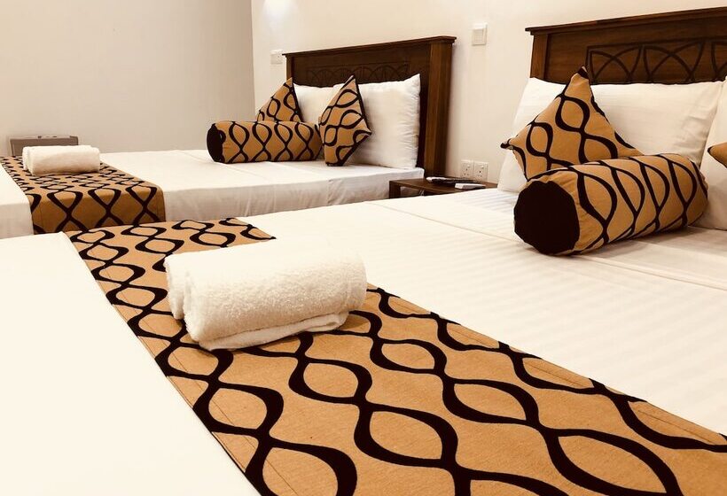 Hotel Nethmini Regency