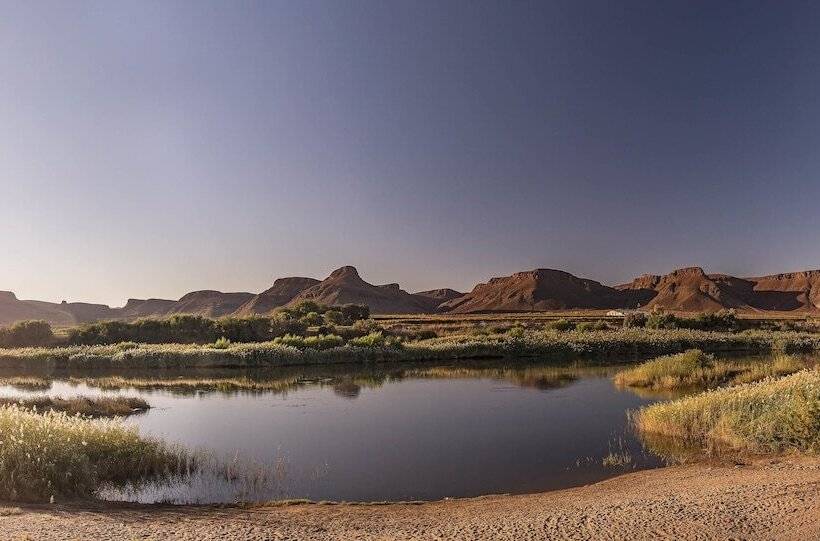 فندق Orange River Rafting Lodge