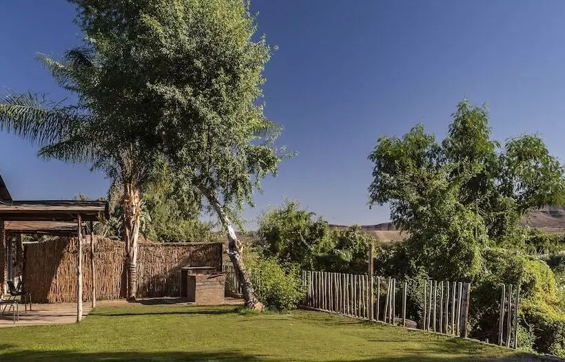 Hotelli Orange River Rafting Lodge