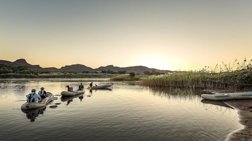 فندق Orange River Rafting Lodge