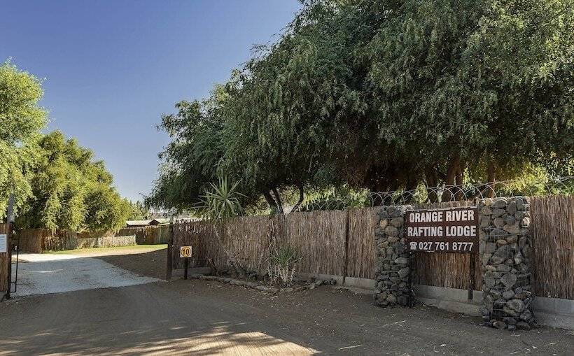فندق Orange River Rafting Lodge