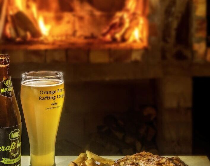 فندق Orange River Rafting Lodge