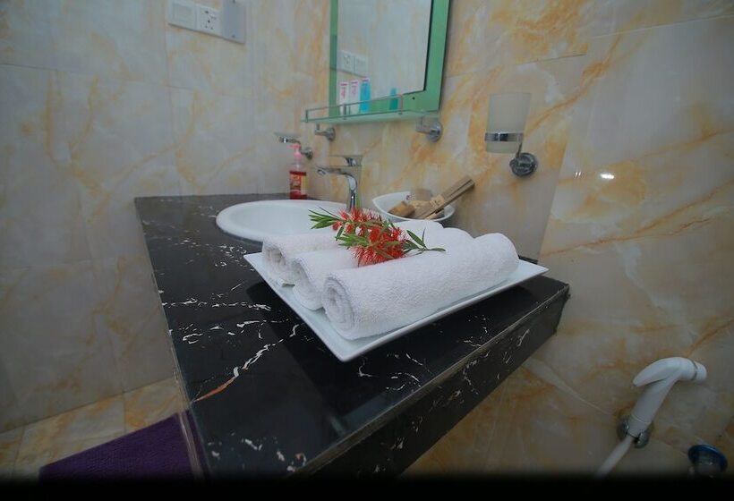 בית מלון כפרי Owinrich Resort