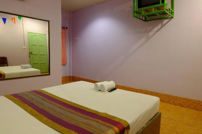 ホテル Pruksa Riverside Resort