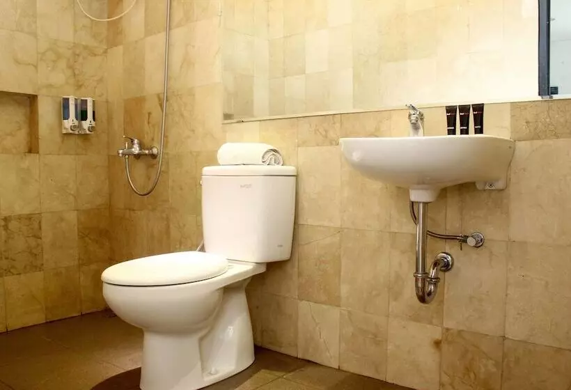 هتل Reddoorz @ Jatinangor