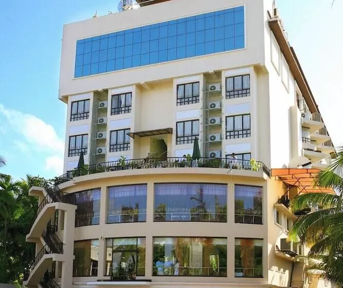 Hotelli Regant Lake Palace