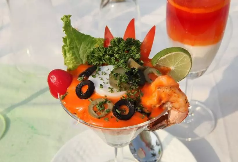 Hotelli Regant Lake Palace