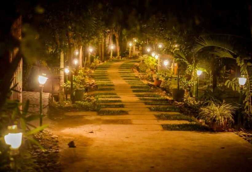 Hotel Regenta Resort Century