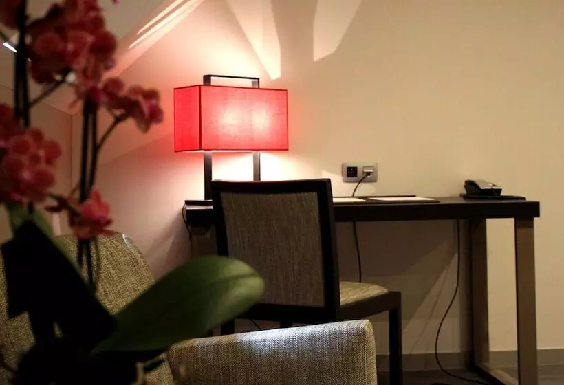 Hotelli Relais De L Empereur