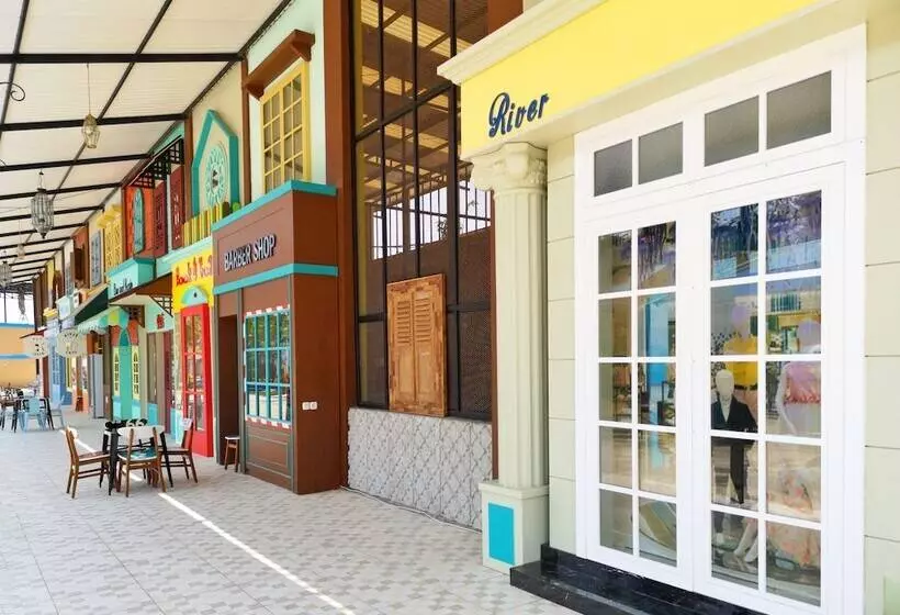 Hotel River Walk Urban Camping House