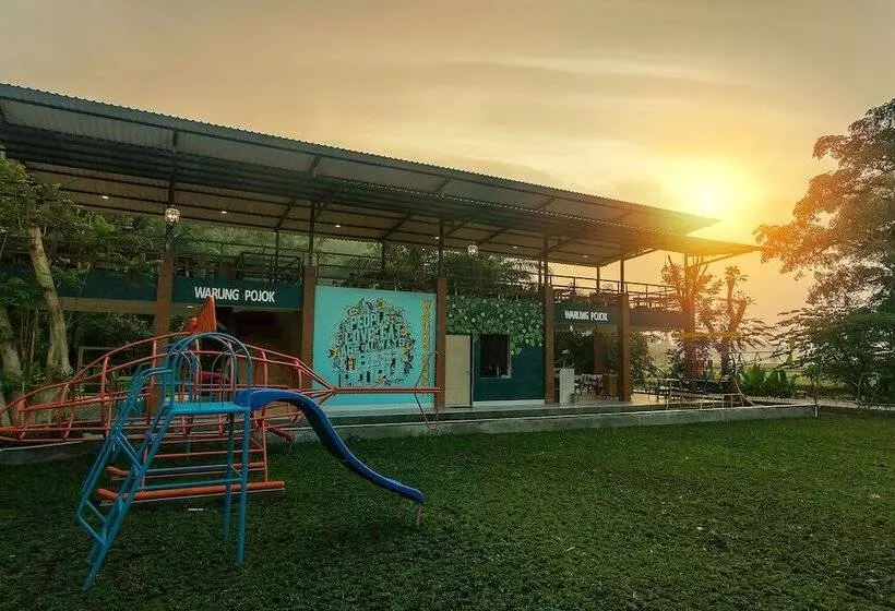 Hotel River Walk Urban Camping House