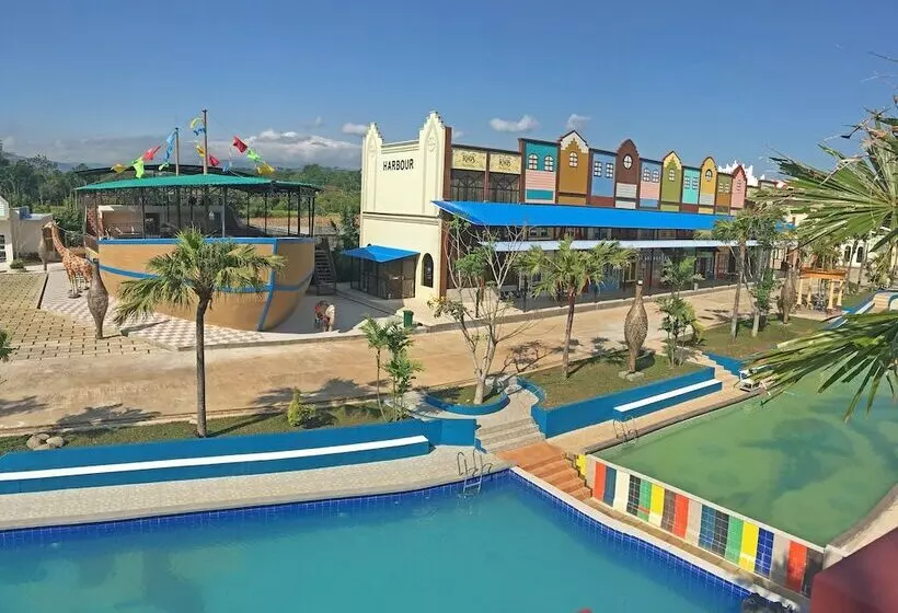 Hotel River Walk Urban Camping House