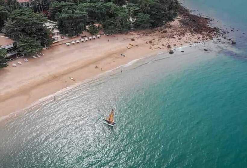 هتل Sichon Cabana Beach Resort