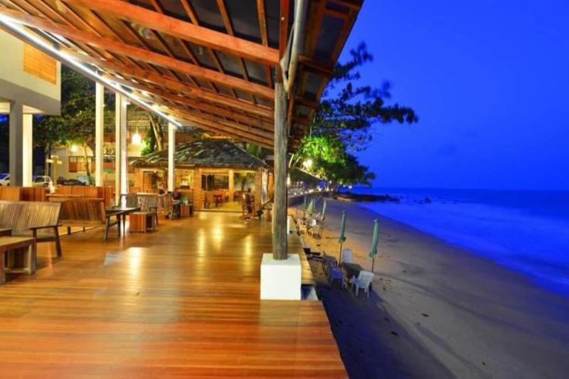 هتل Sichon Cabana Beach Resort