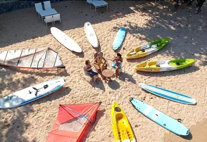 ホテル Sichon Cabana Beach Resort