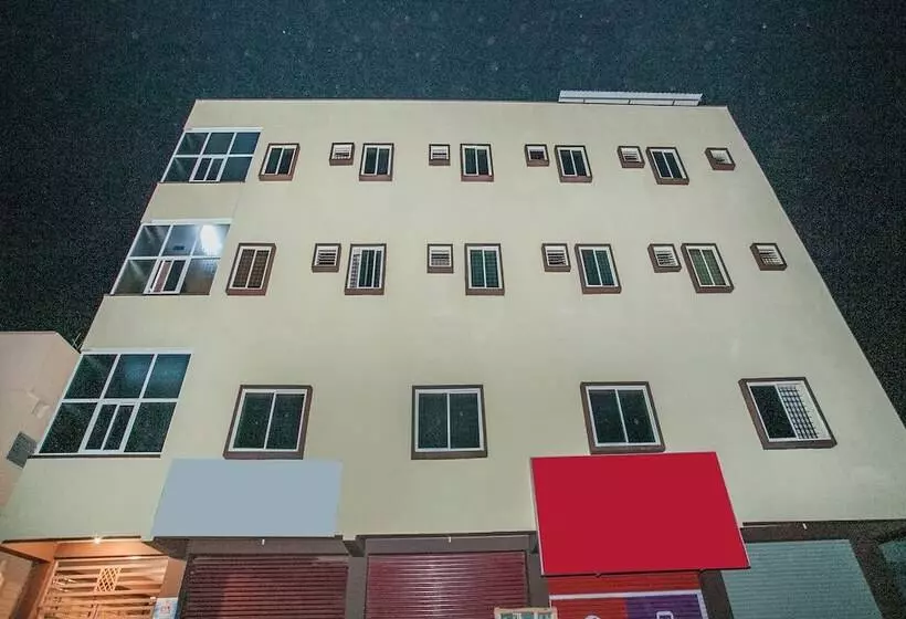 Hotelli Sri Guru Residency By Oyo Rooms