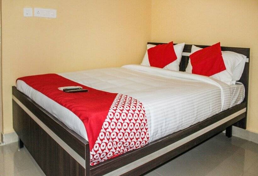 酒店 Sri Guru Residency By Oyo Rooms