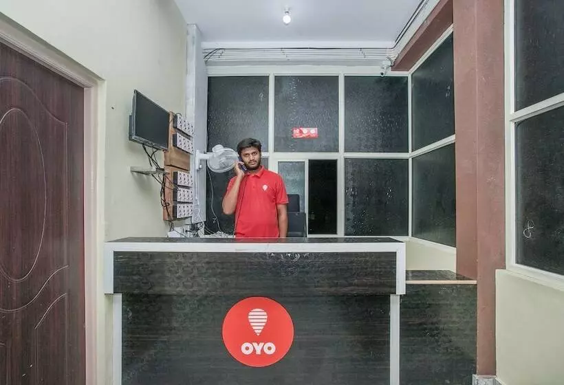 Hotelli Sri Guru Residency By Oyo Rooms