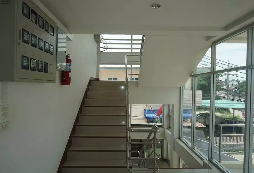 هتل The Infinity House