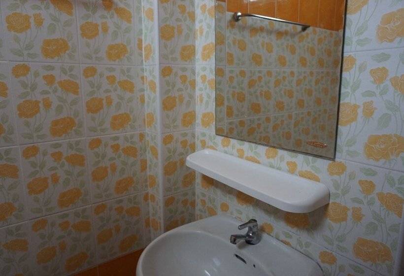 ホテル The Infinity House