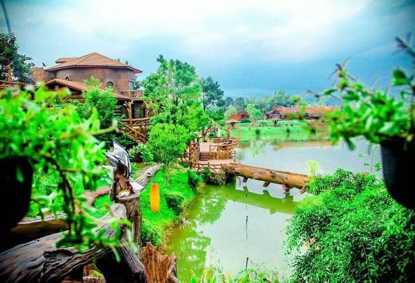 ホテル Timberland And Fruit Resort