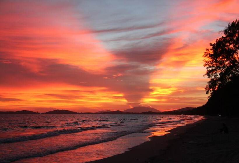 فندق Villa Bali Eco Resort, Rayong