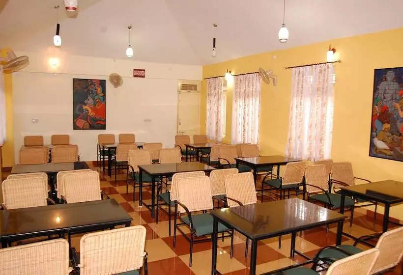 Kstdc Hotel Mayura Velapuri Belur