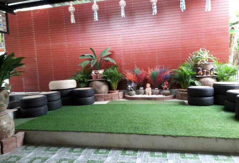 پانسیون Baan Raiplaysoi Homestay