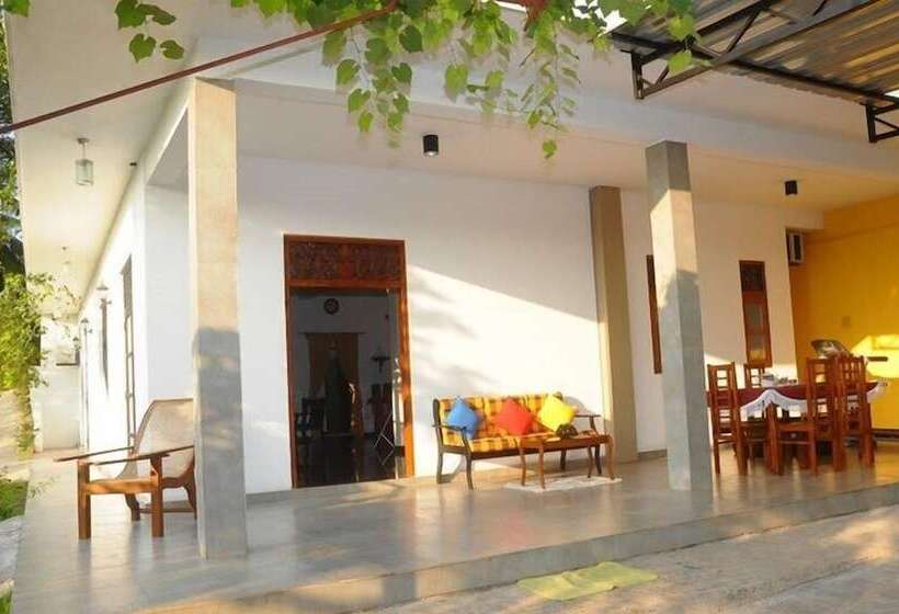 بنسيون The Colombo Village