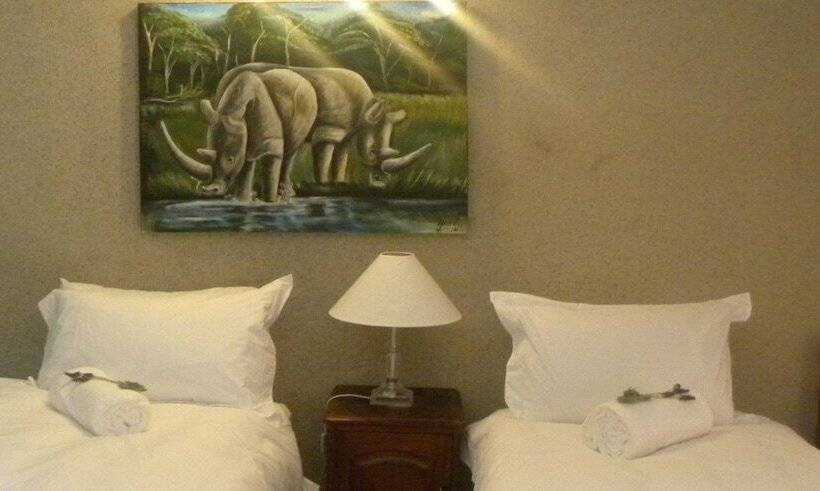 פנסיון Eikenhof Country Guesthouse