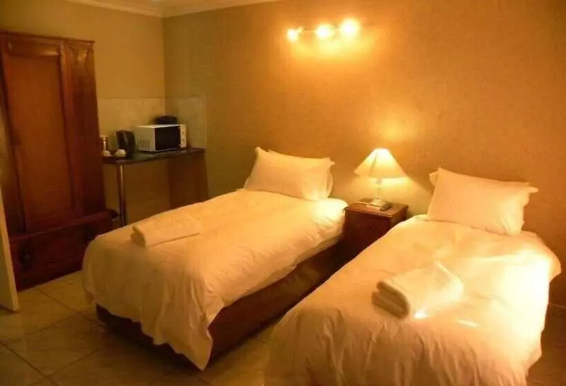 ペンション Eikenhof Country Guesthouse