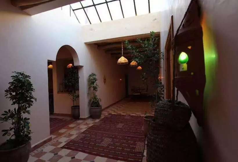 Majatalo Maison D Hotes Agdal Telouet