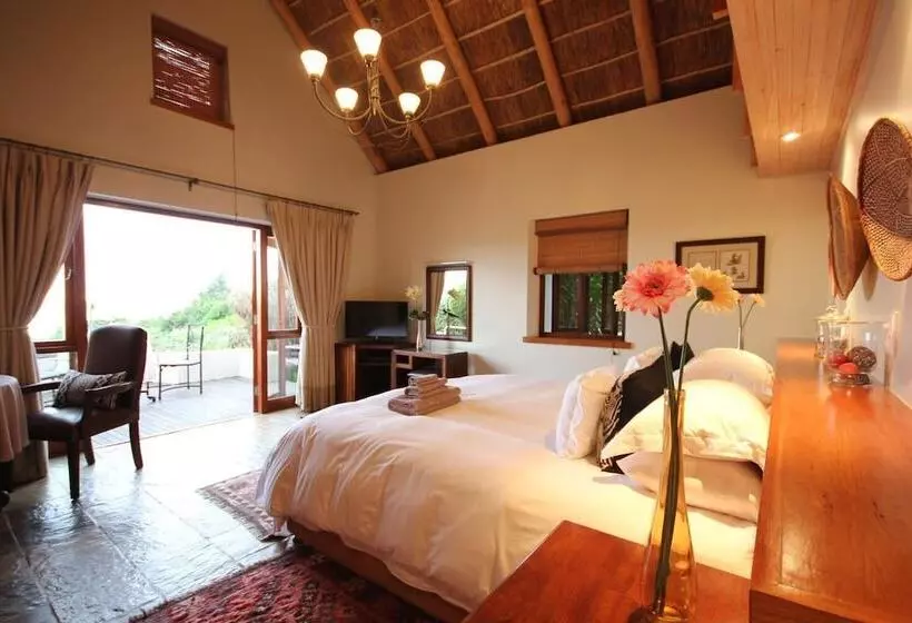 Majatalo Paradise Cove Country House