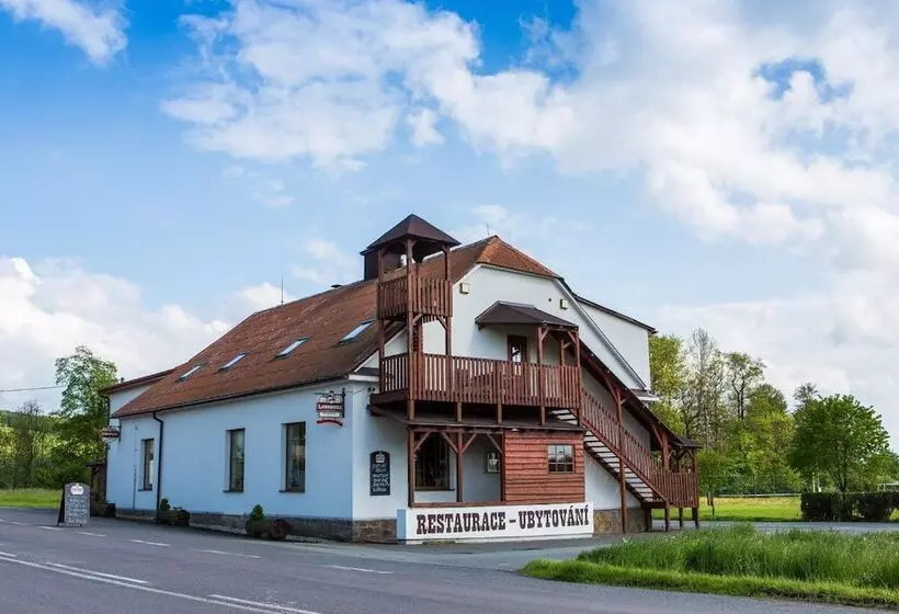 ペンション Penzion Country Steak Restaurant