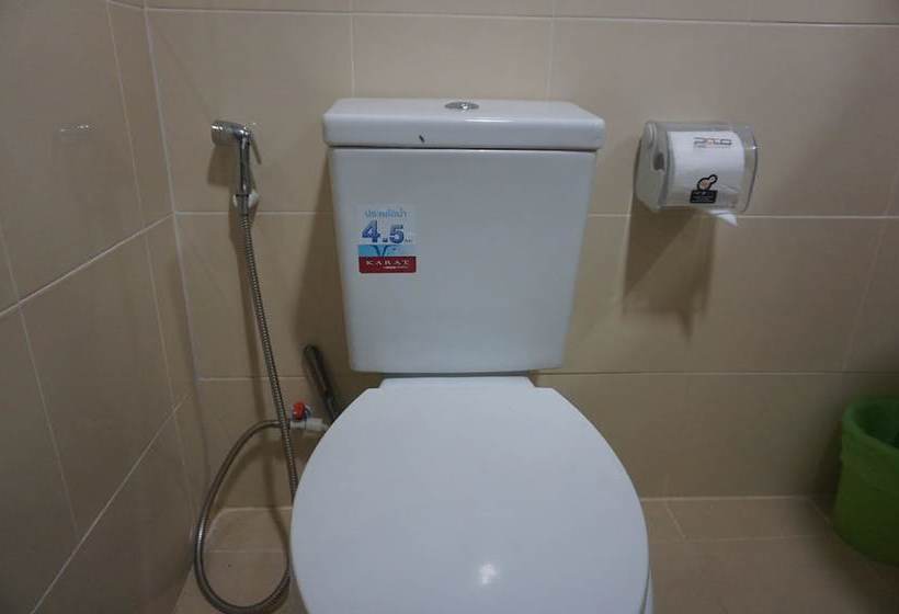 리조트 Baan Suan Varaphan