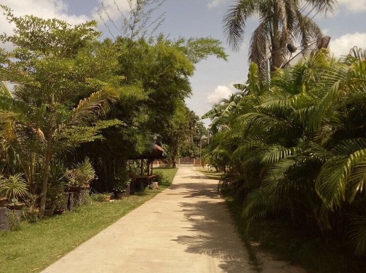 Resort Baan Suan Varaphan