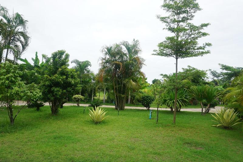 Resort Baan Suan Varaphan