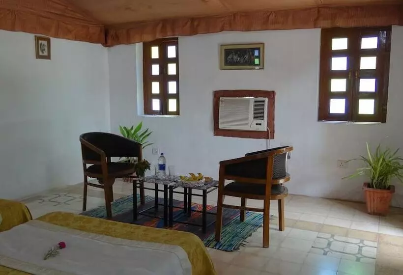 リゾートホテル Geejgarh Eco Village By Opensky